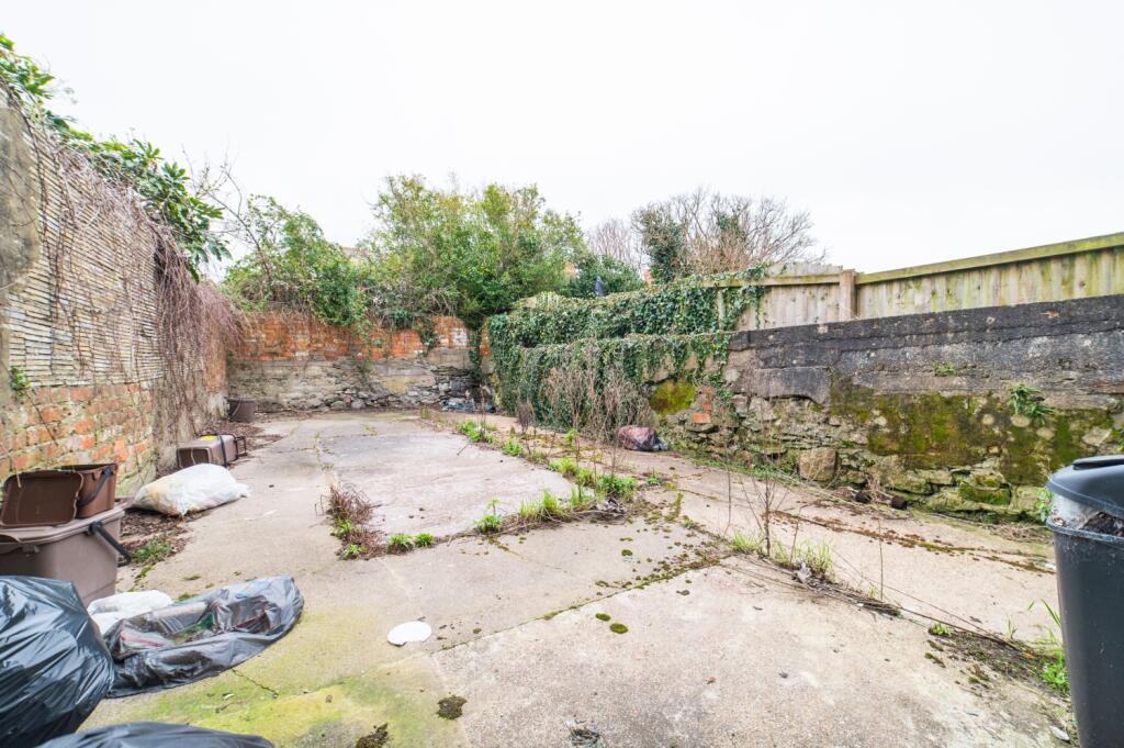 Call 02920 454555 to secure your viewing_6