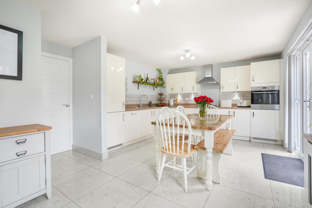 Kitchen-Diner 2