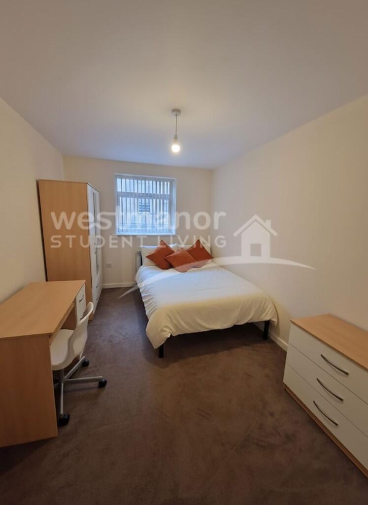 FLAT 7