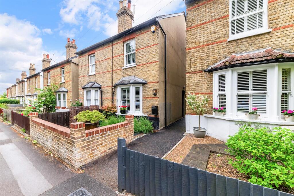 CHURCH ROAD (14).jpg