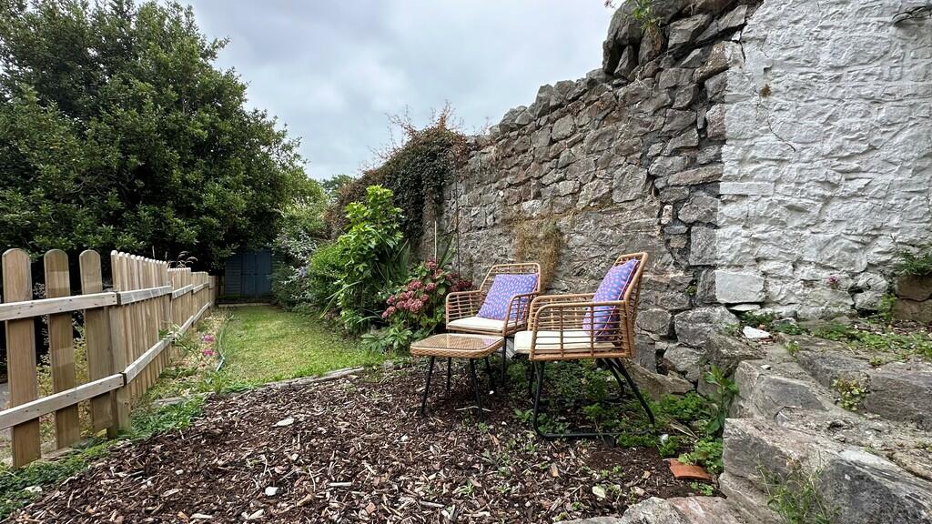 Garden View 1