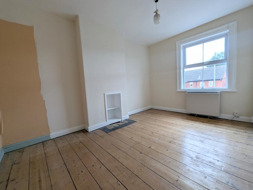 1000031530 T202508051437.jpg