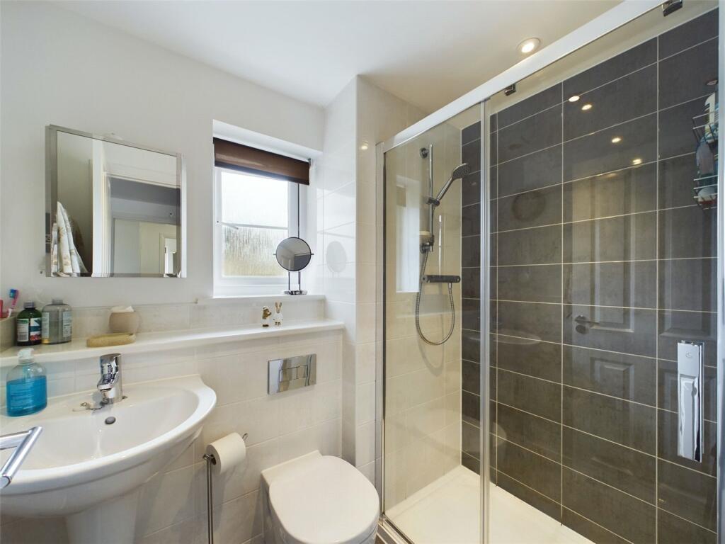 Ensuite