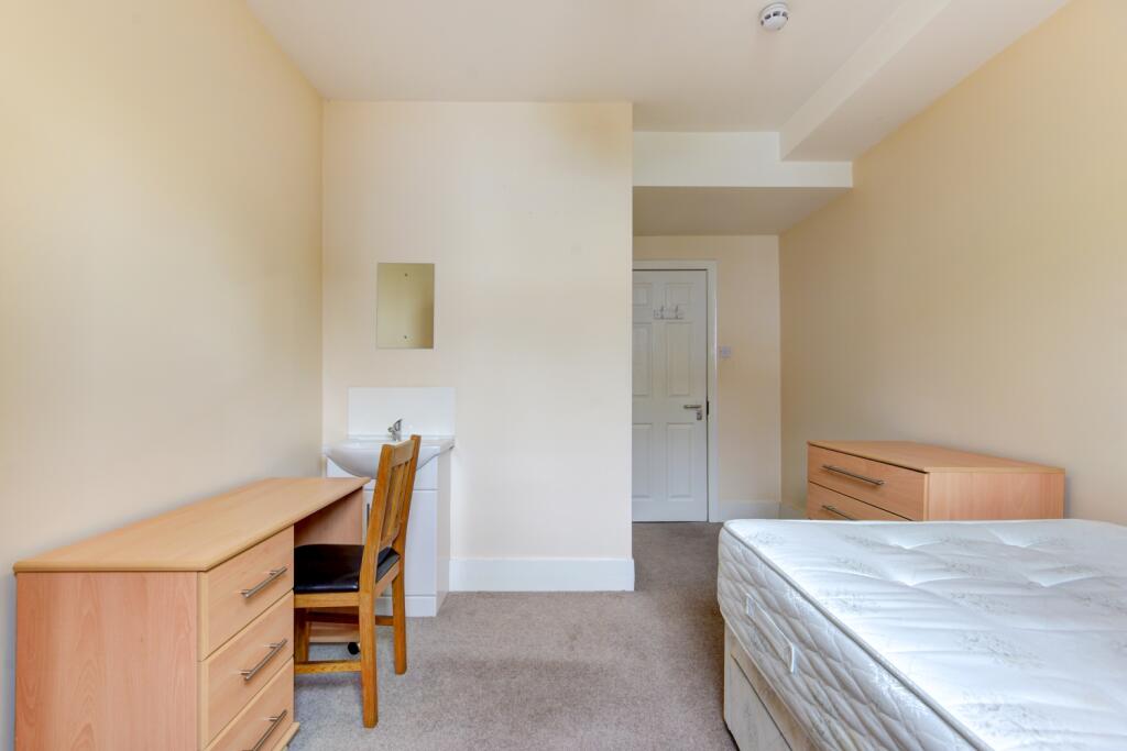 14  Bernard Road Bedroom 3 (2)