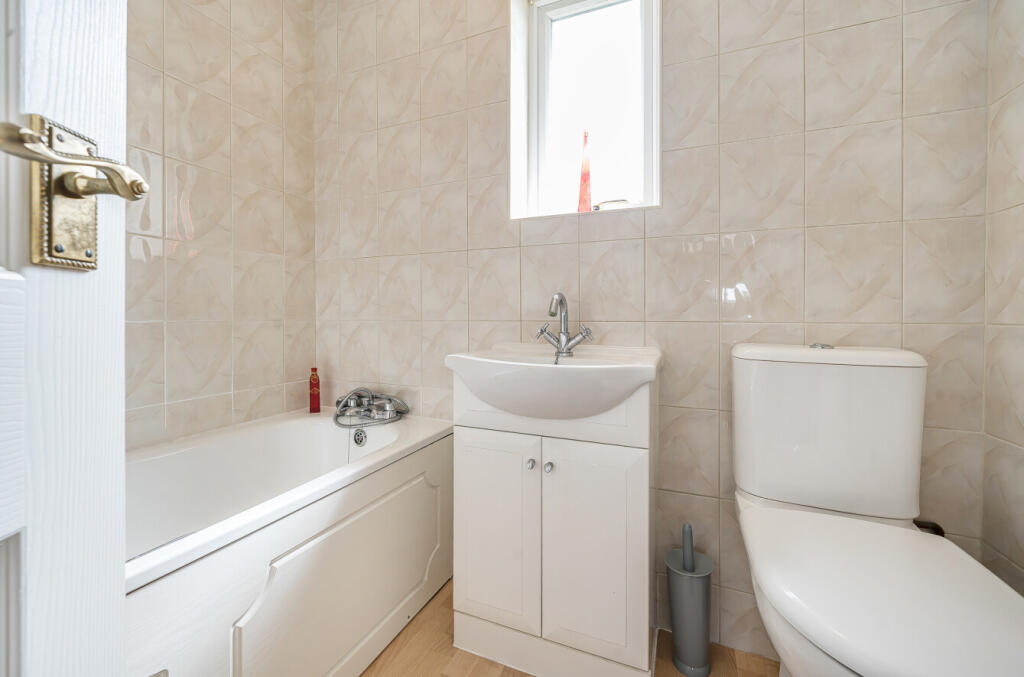 1328699-5-6884ddb...