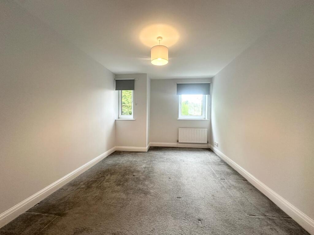 10. BEDROOM 2.jpeg