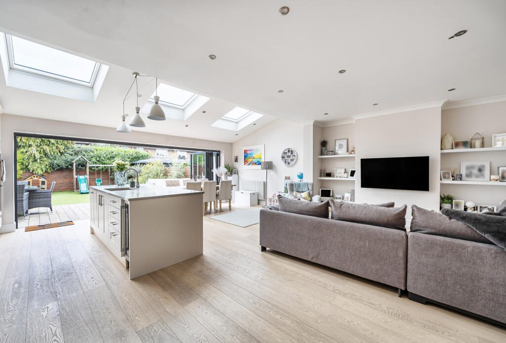 1328877-13-687fcd...