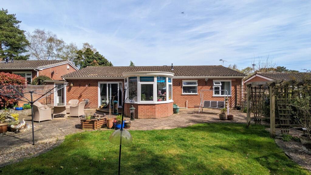 Garden Room / Breakfast room.