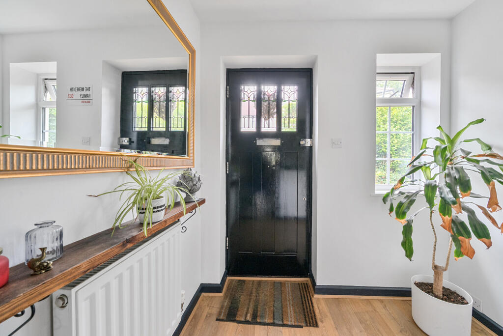 1334090-9-688ce4b...