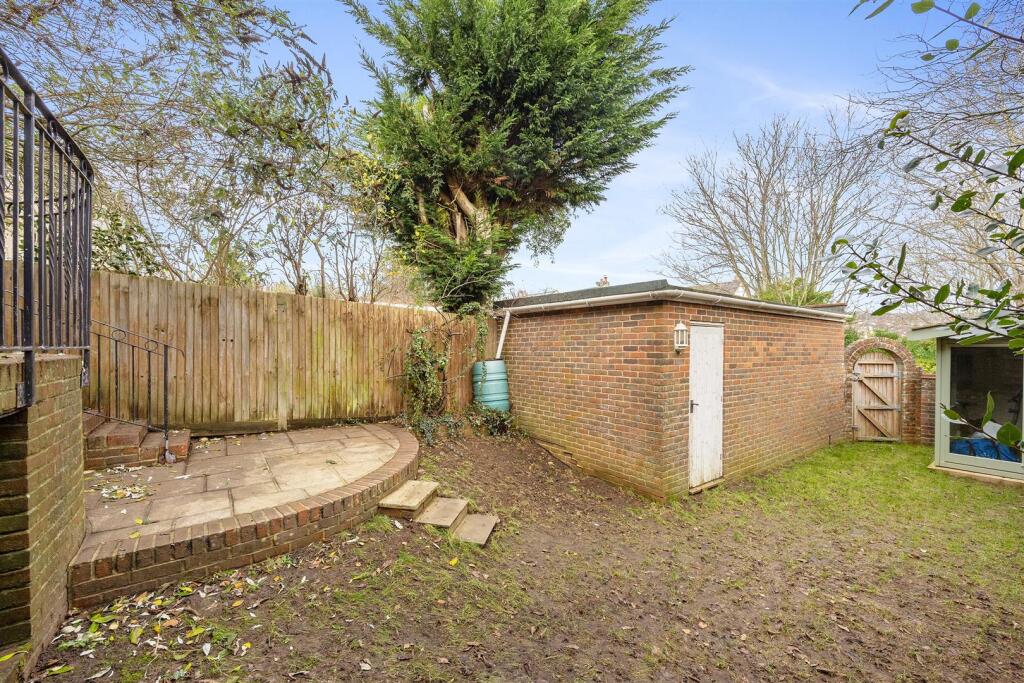 Nevill Road, 149-GARDEN VIEW GARAGE.jpg