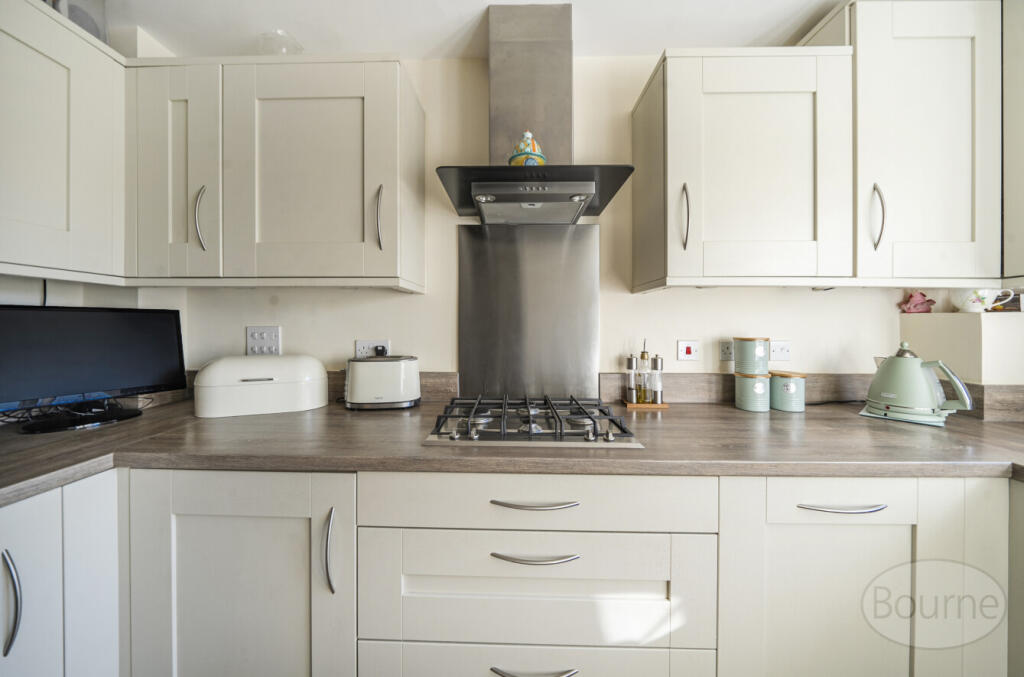 7bbdfc40-0898-439...