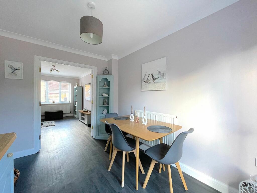 Dining Room (2)