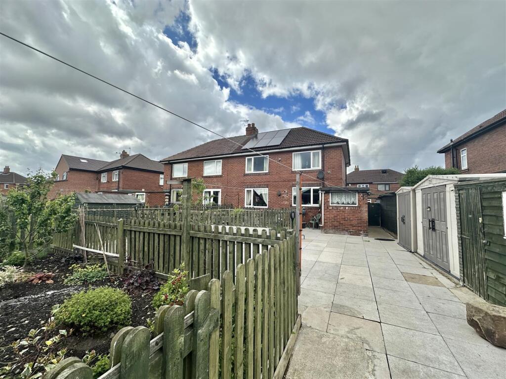 Bramleys Estate Agents - Curwen Cresent - Heckmond