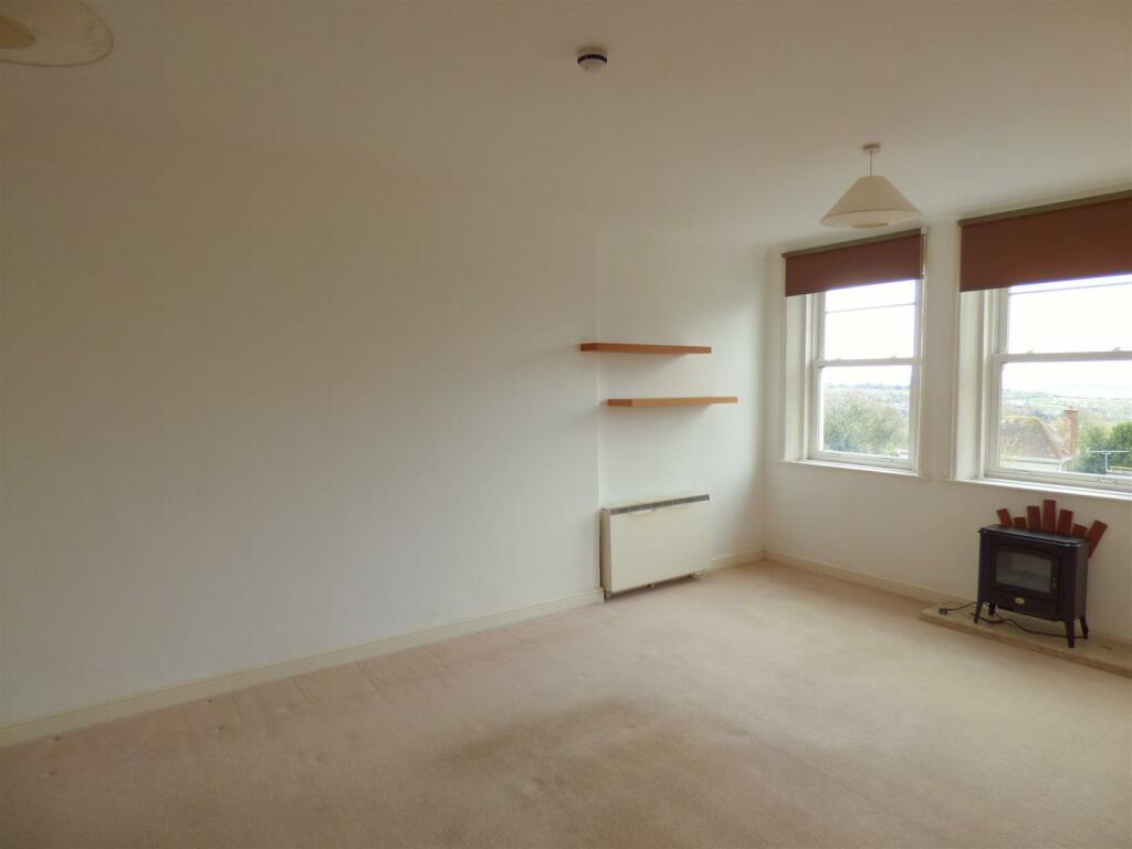 Living Room  .JPG