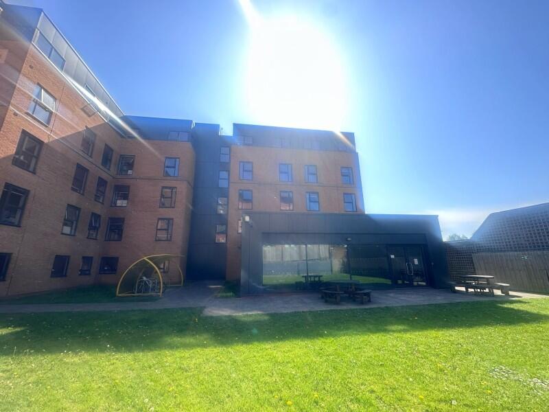 Stoke Student Village - Private Studio Room SALE