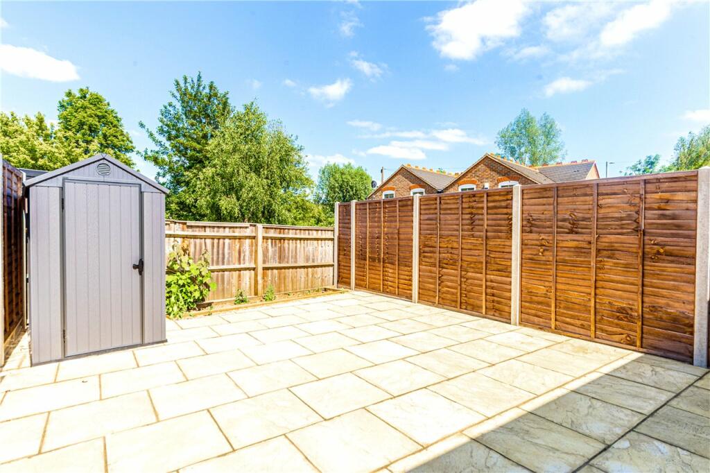 Rear Patio Garden