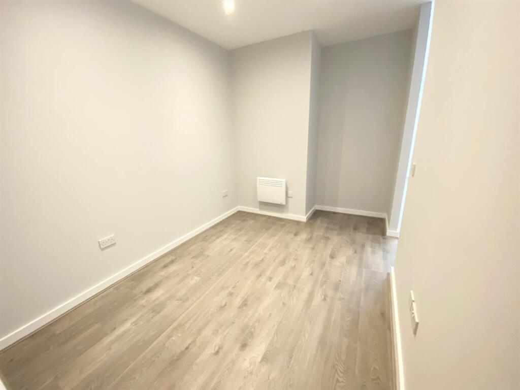 Reception 2 / Study