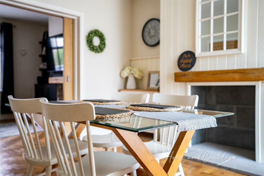 Pantbach Road, Heath, HernCrabtree (12).jpg