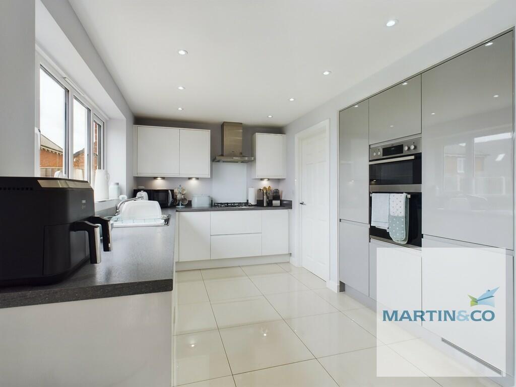 CAM03663G0-PR0027...