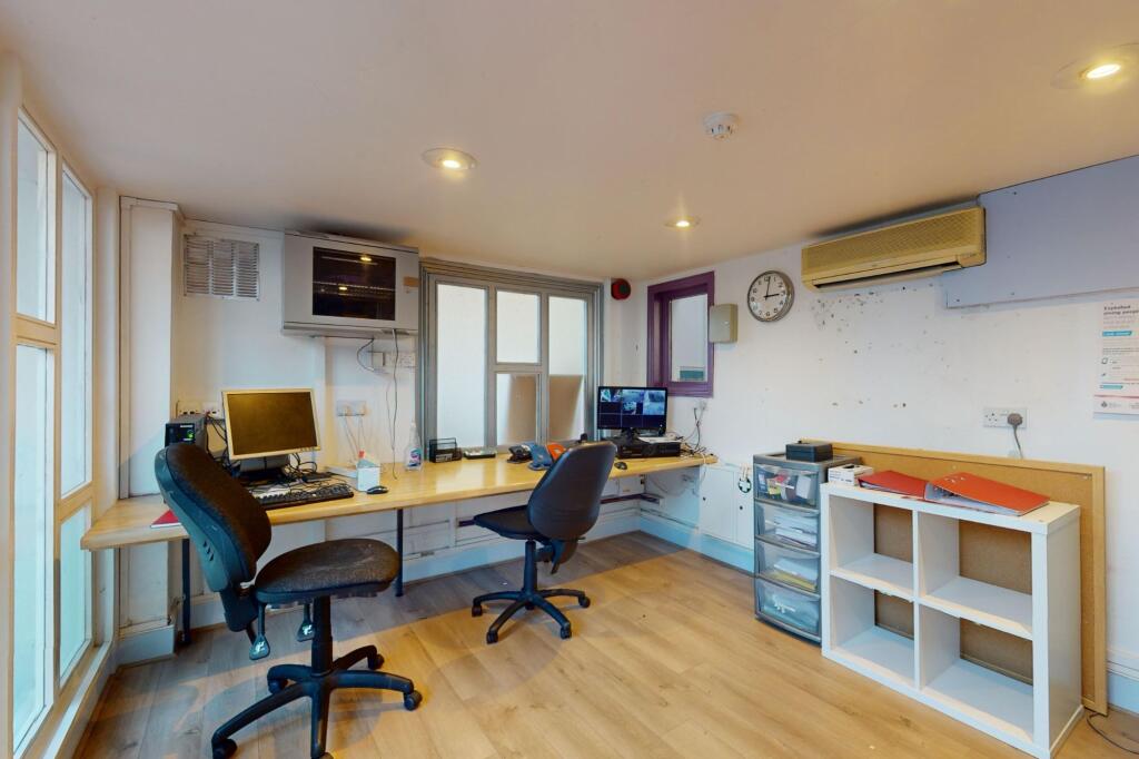 7 Hillmarton Road, Holloway, London N7 9JE