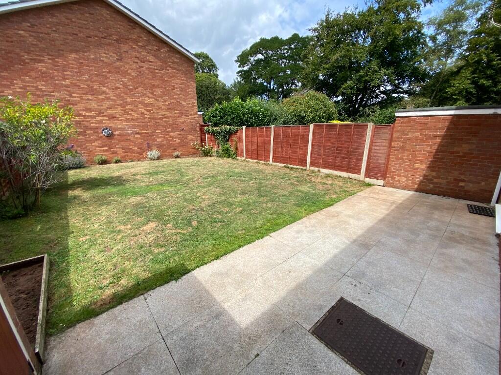 Garden to Rear