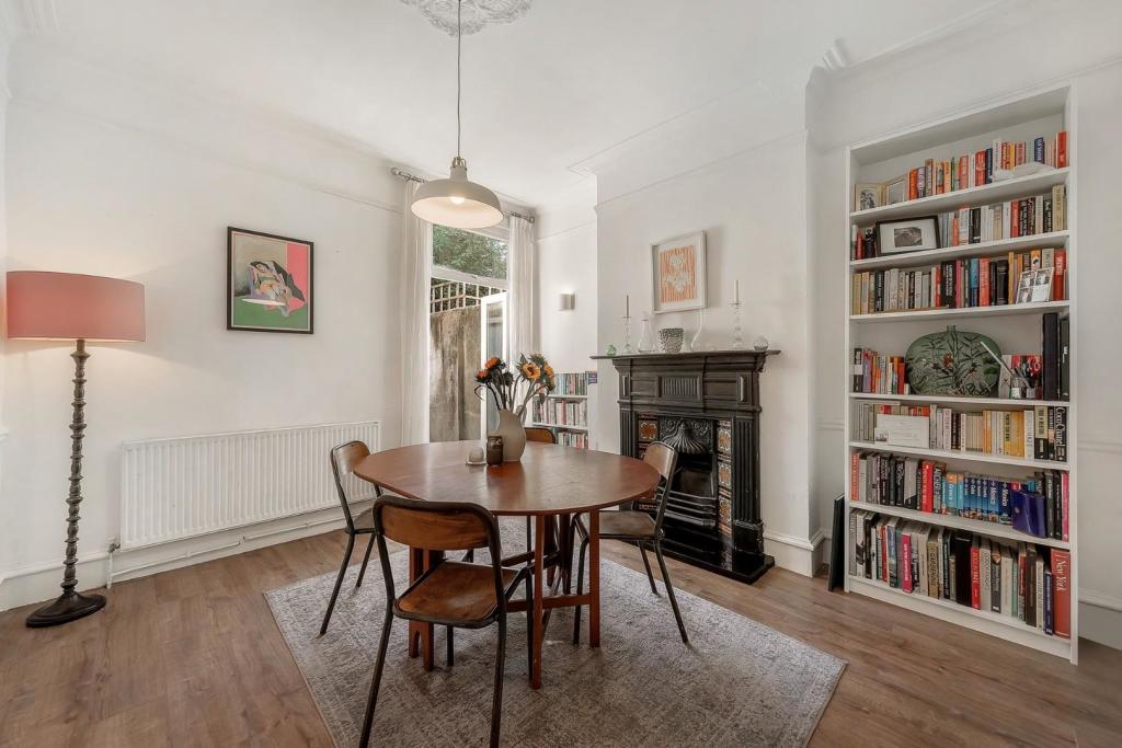 Dining Room.jpg