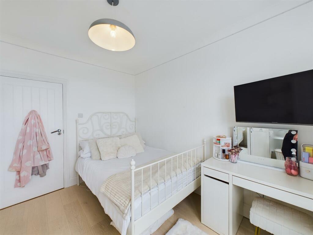 Downstairs Bedroom 2