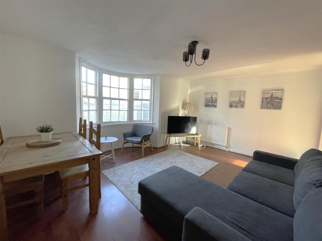 Reception Room.jpg