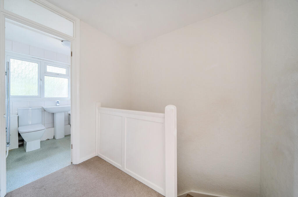 1314857-5-685571c...