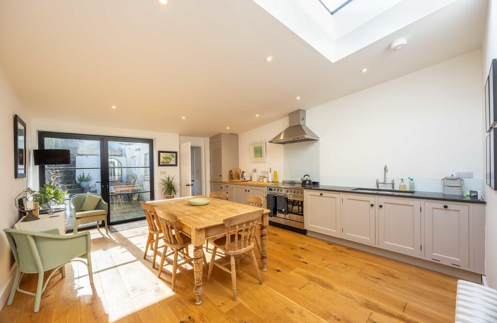 Kitchen/Dining Ro...