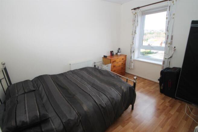 13400_33716447_IMG_04_0000_max_656x437