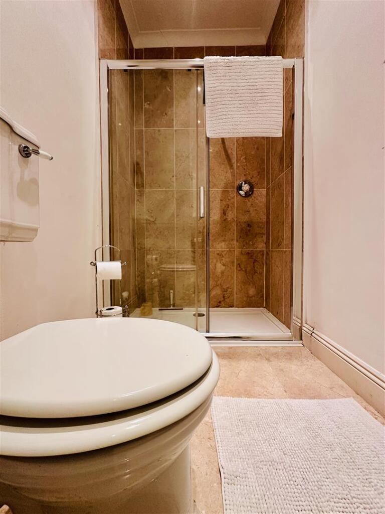 En Suite Shower Room