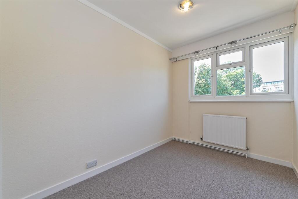 14MendipClose-26.jpg