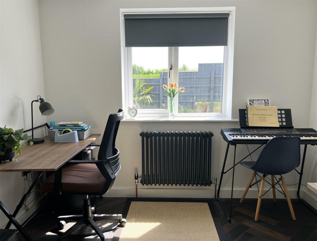 Office/Bedroom