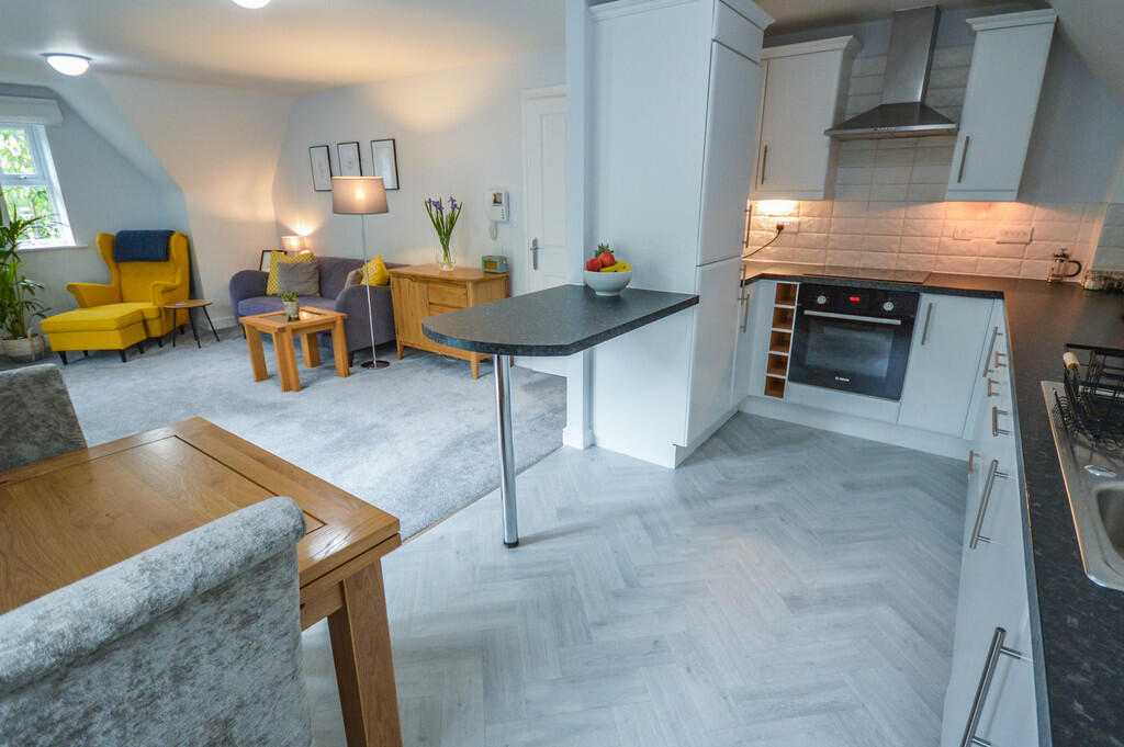 Kitchen/Breakfast...