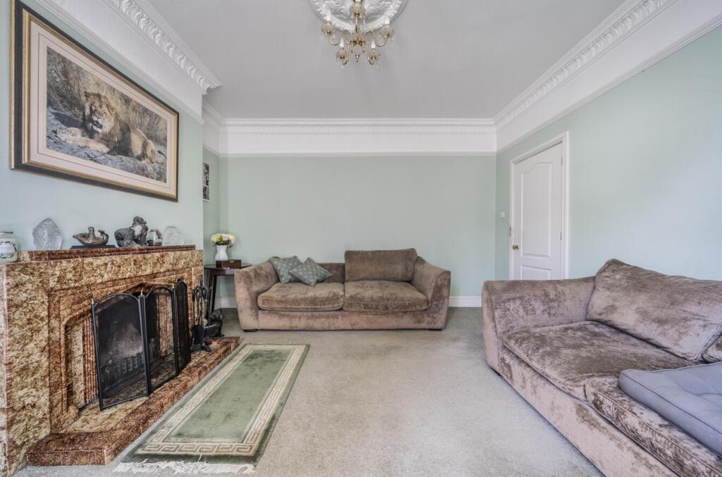 1298783-18-6839dc...