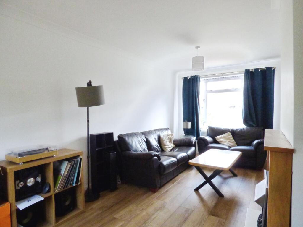 Open Plan Lounge/Kitchen