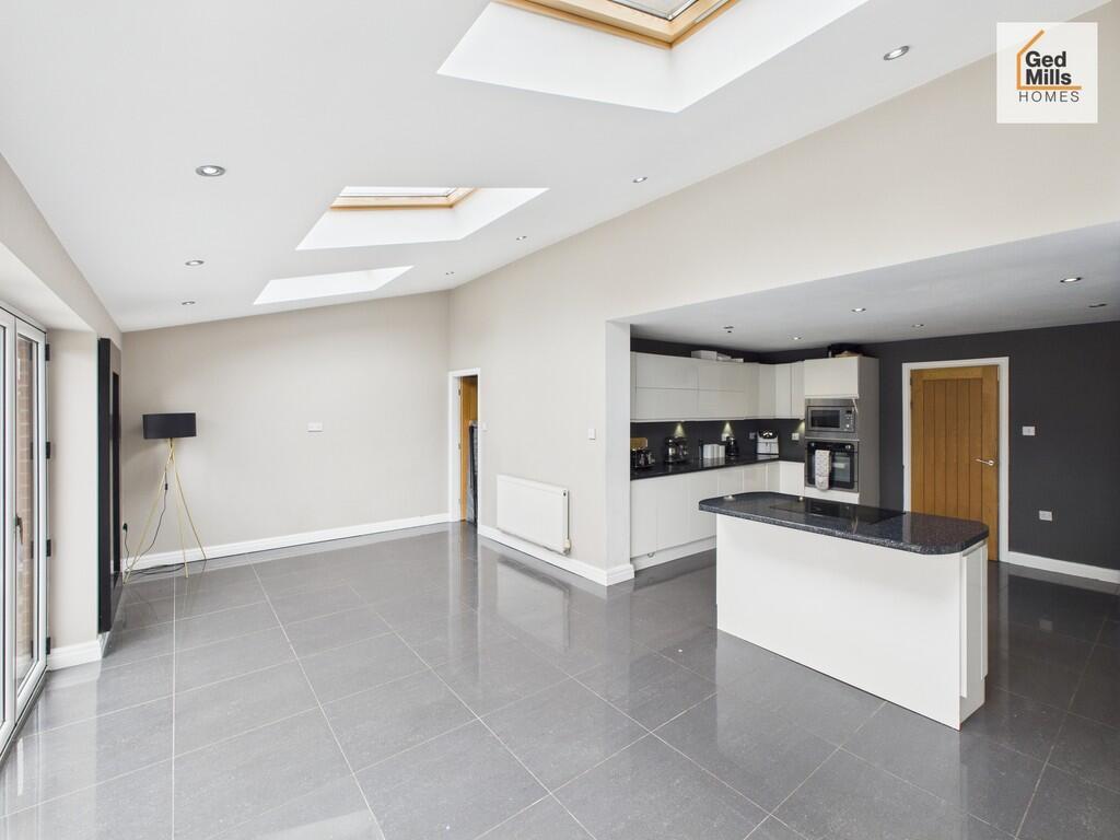 CAM04261G0-PR0069...