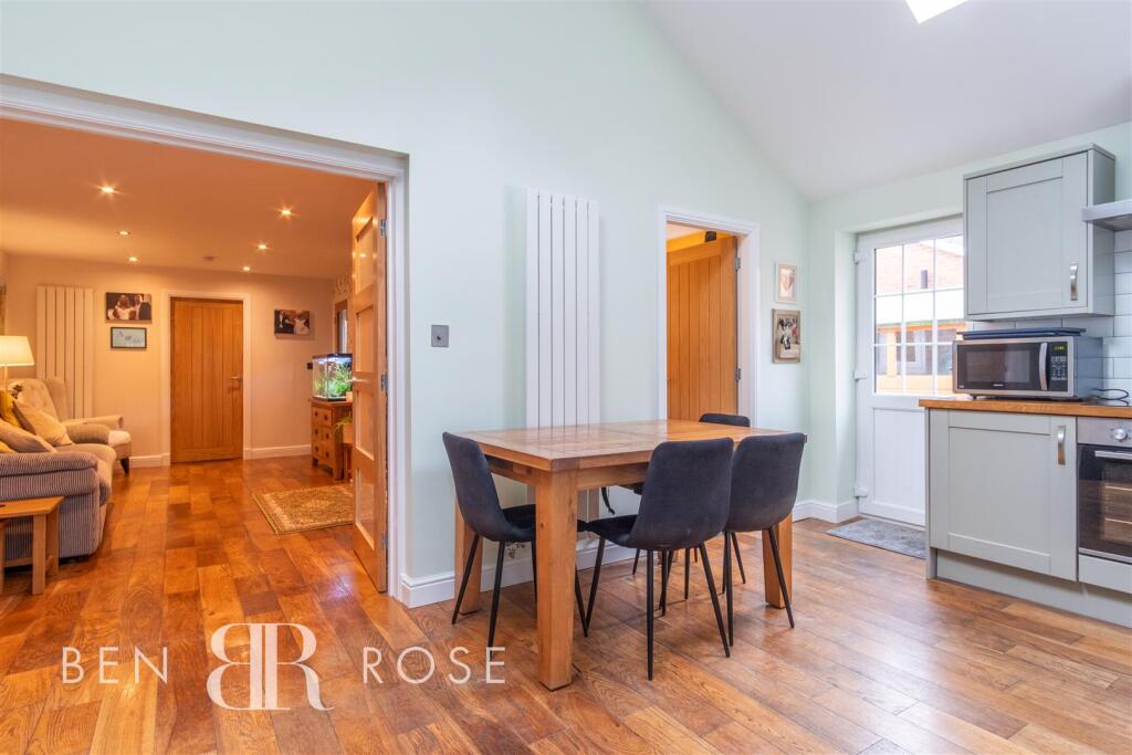 Kitchen/Dining/Lounge