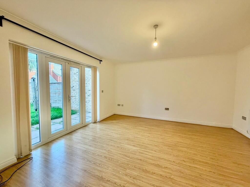 9d92b906-223f-496...