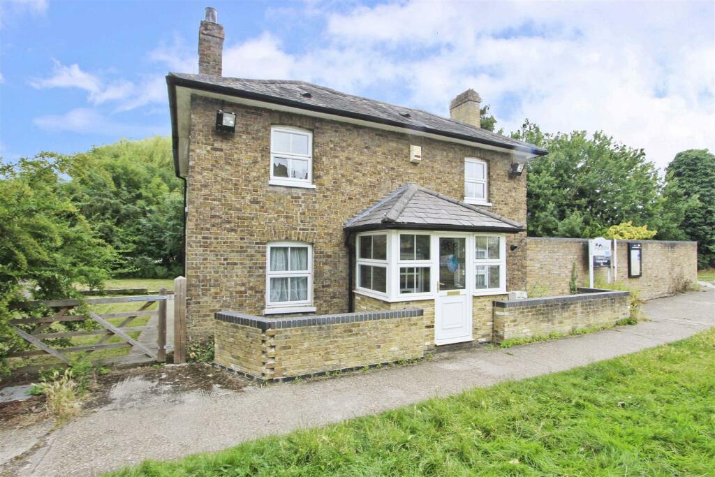 The Lock House (1).JPG