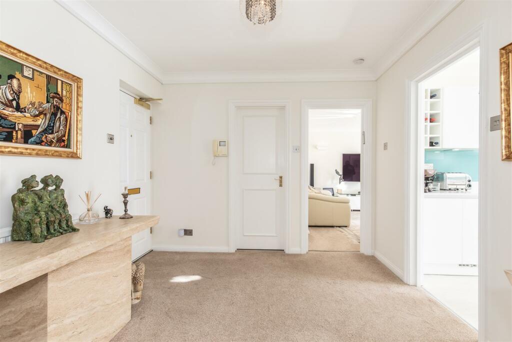 ENTRANCE HALL