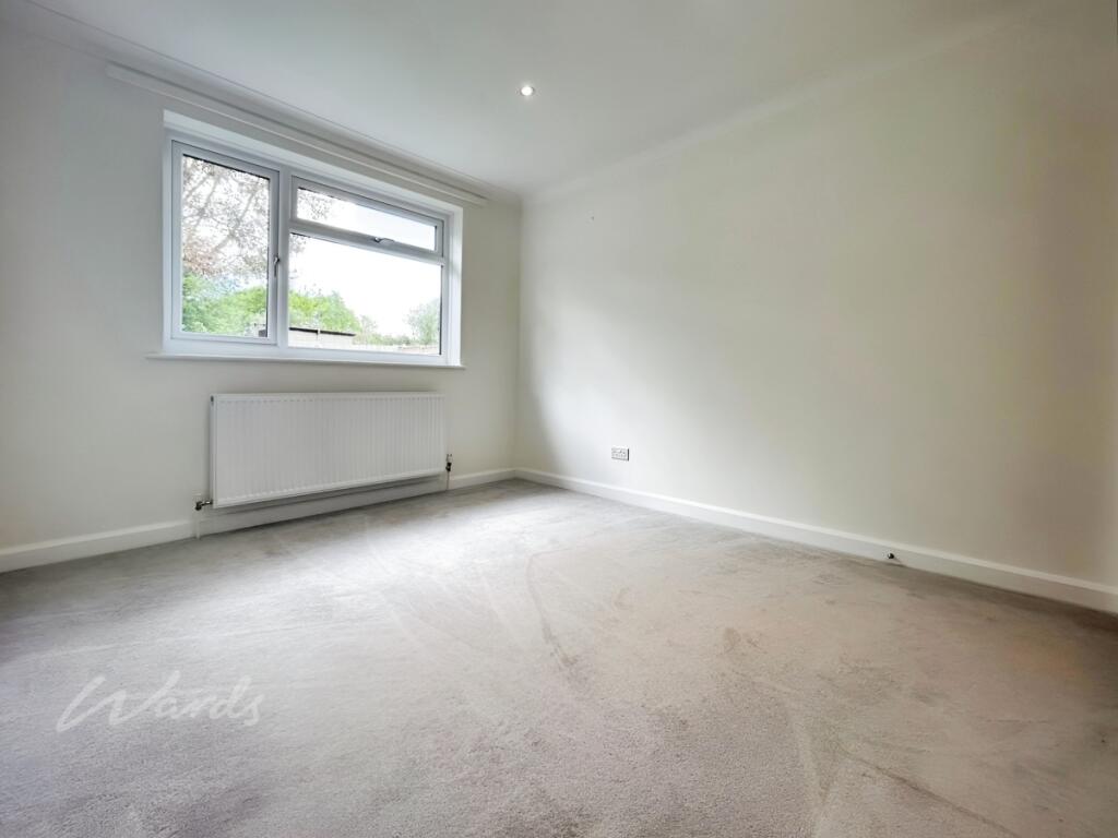 bedroom 2 priesfield