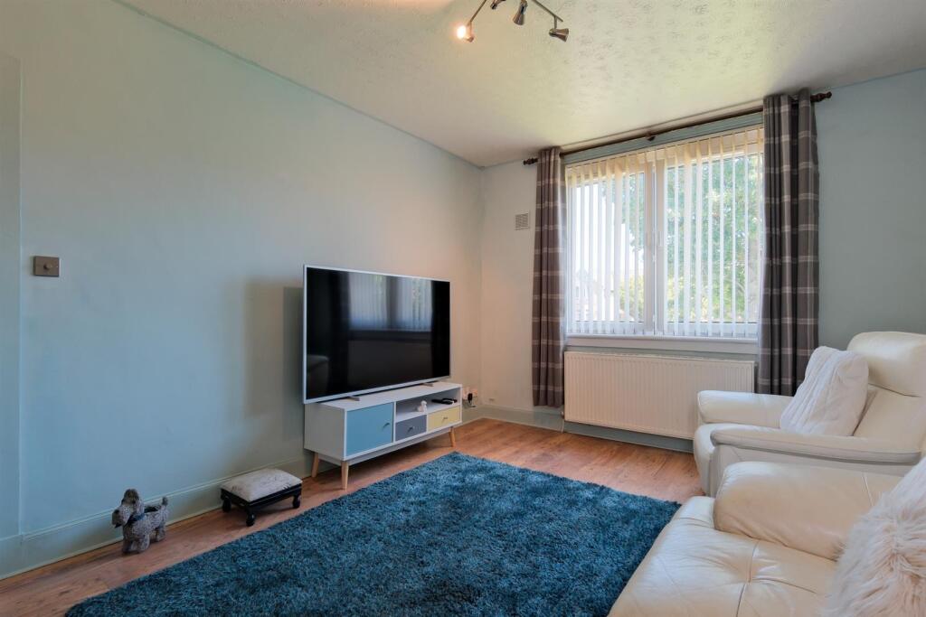 009-43 Meadowburn Road, Wishaw, ML2 8LB.jpg