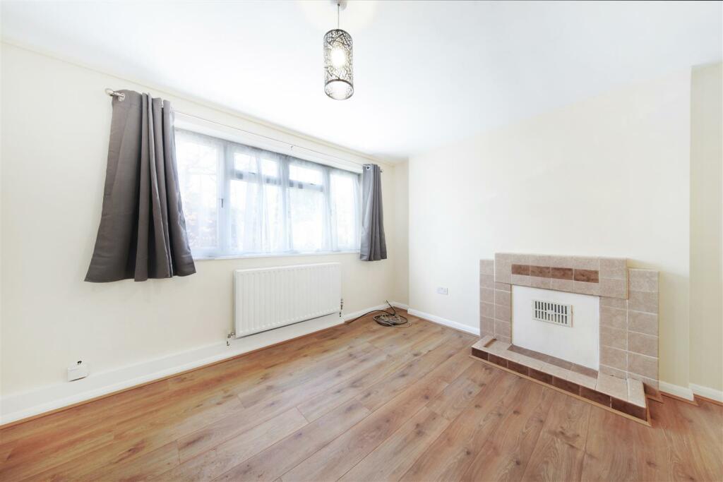 11 Oaklands Court, Harrow Road - UviuIecXBX4GOzo3z