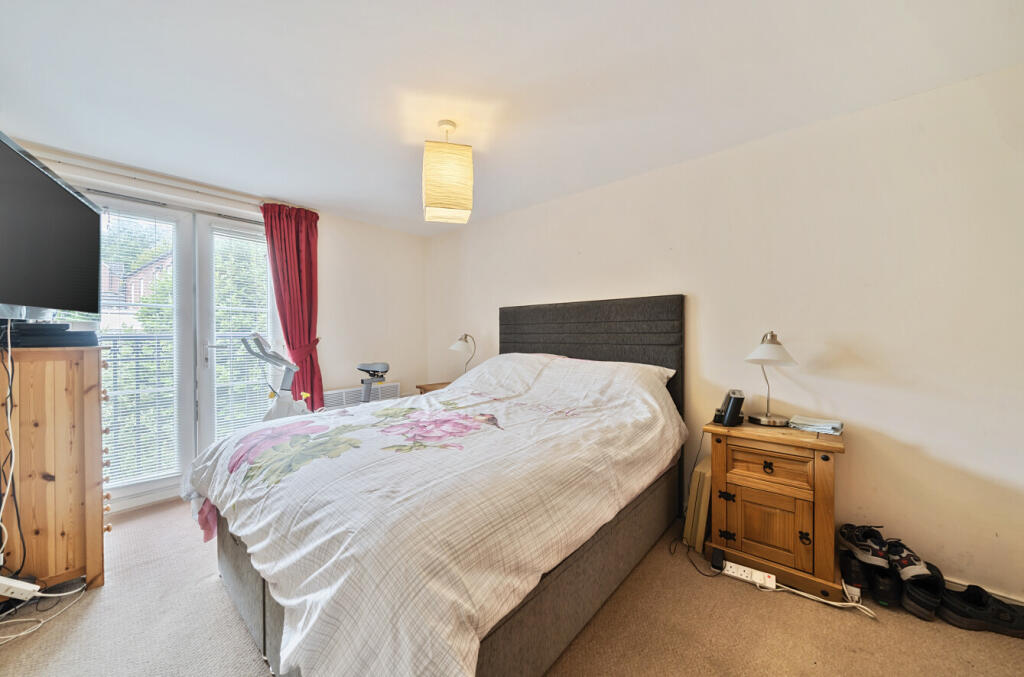 1315920-5-685a8bf...