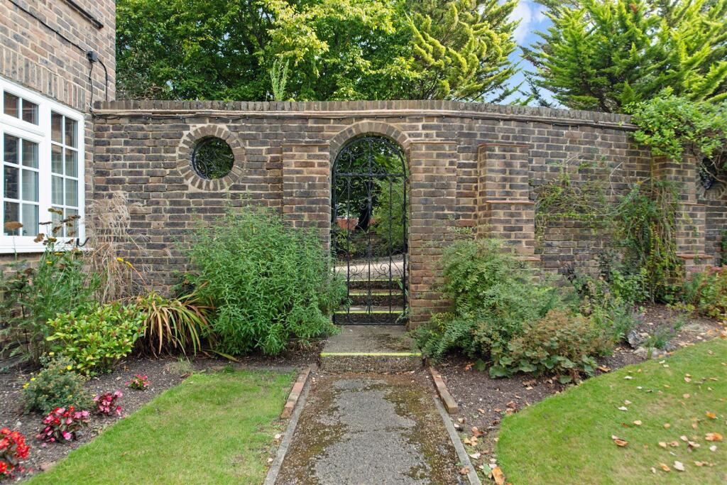 DOWNS LODGE (10).jpg