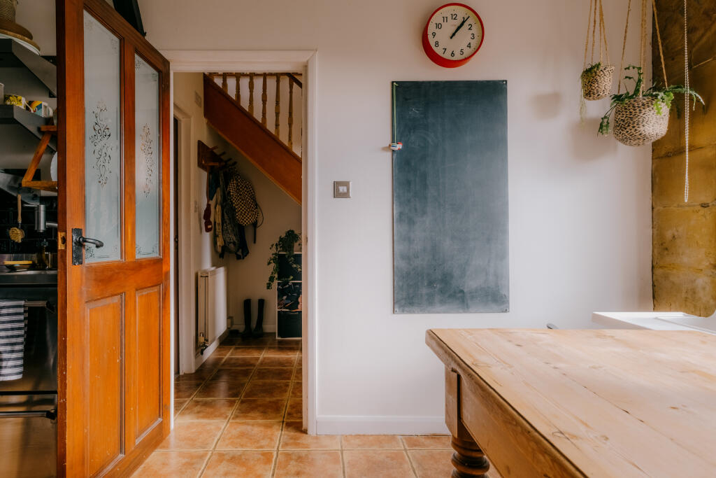 Croft-StLeonards-OldPennySchool-Interior-40