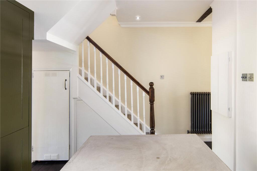 Kitchen/Hallway