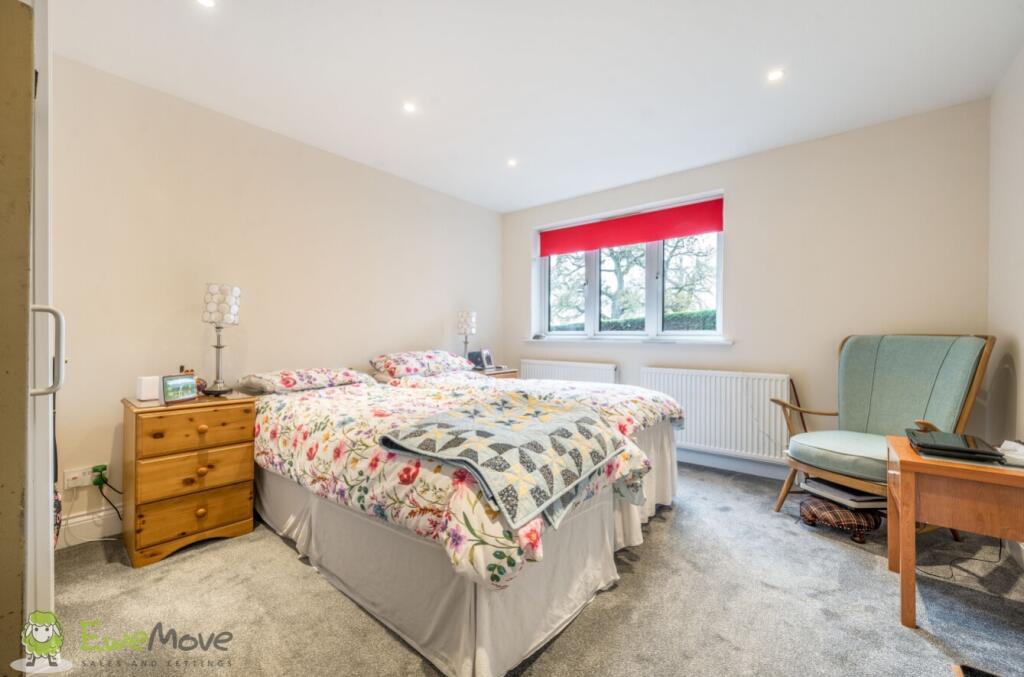 097994d0-8321-46cb-906f-ac56d12fd784